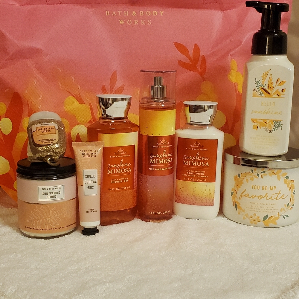 Bath and Body Works Spring Gift Bag Collection